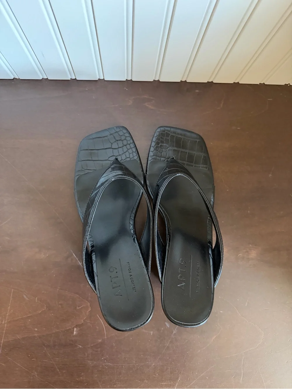 Apt. 9 Black Croc-Texture Wedge Thong Sandals